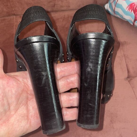 Donald J. Pliner heels  - Picture 6 of 7